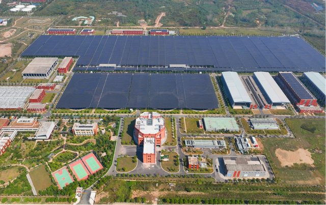 可减碳2万吨 全国最大的“光伏 污水厂”项目在武汉并网运行