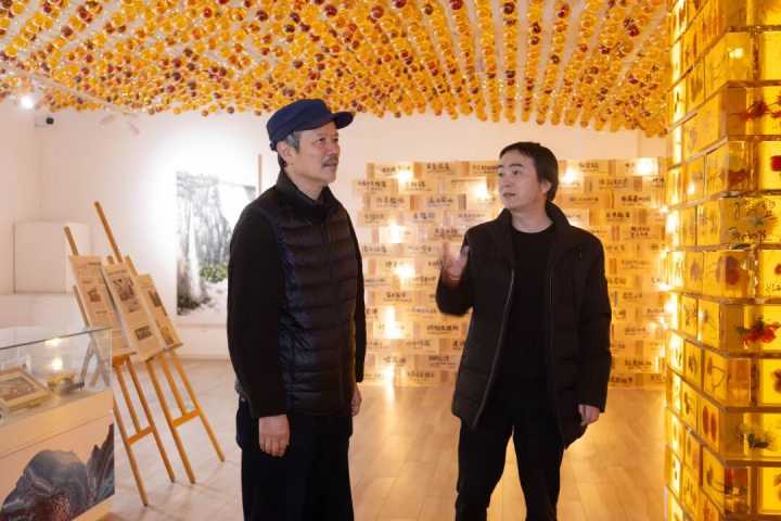 中国艺术研究院国画院名誉院长田黎明赴北京舒勇美术馆参观调研