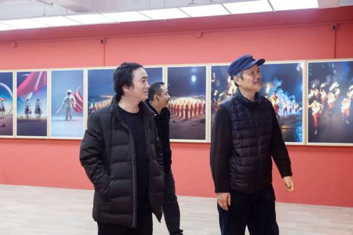 中国艺术研究院国画院名誉院长田黎明赴北京舒勇美术馆参观调研
